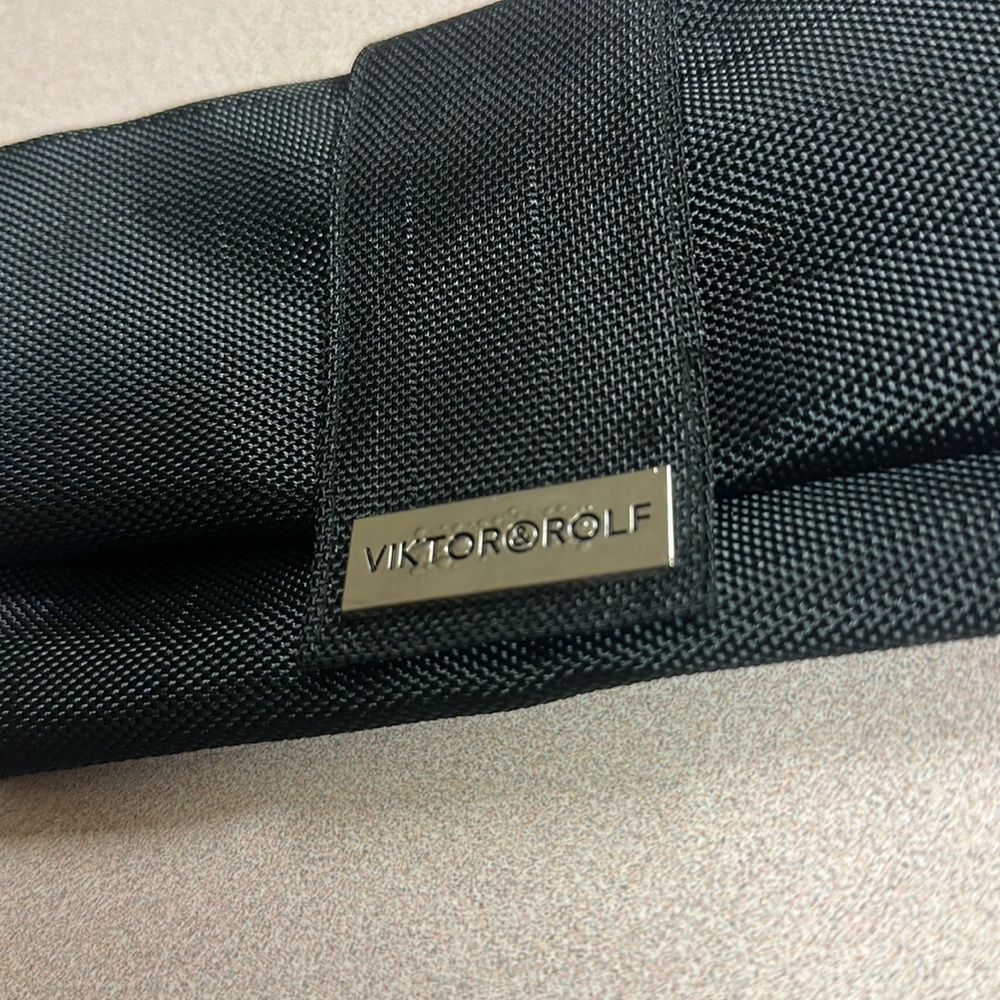 Viktor & Rolf Wristlet - Picture 6 of 8